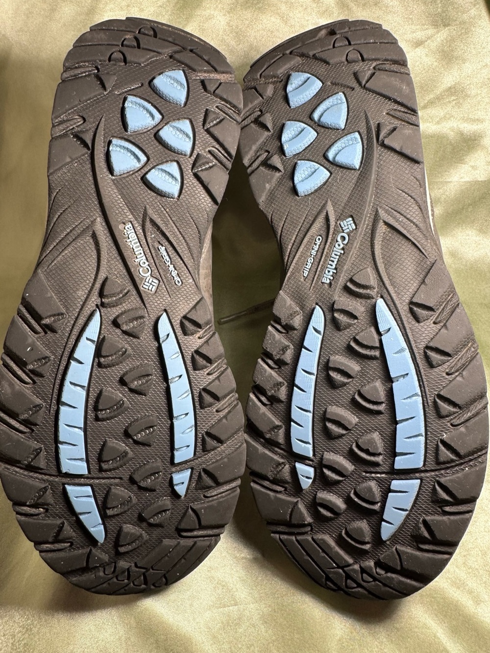 ⁠Columbia Newton Ridge Plus Wide Hiking Boots Grey BK3783-052 Women Size 7⁠ WIDE - Picture 7 of 8